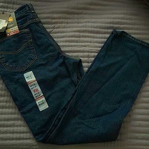 Carhartt FR 36 x 34 traditional fit Jeans. Color: Deep indigo wash. NWT